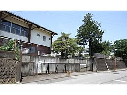 陽南小学校 660m ～680ｍ