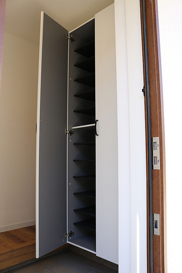 【玄関（同一仕様）】鏡付きのシューズＢＯＸもお色・形状をお選び頂けます！