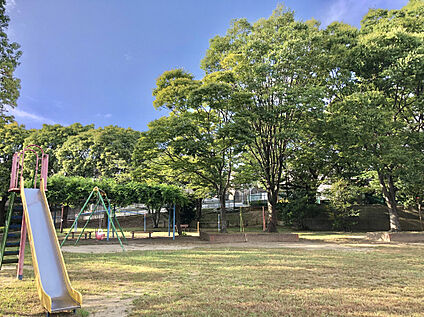 寺東公園 250ｍ(徒歩3分)