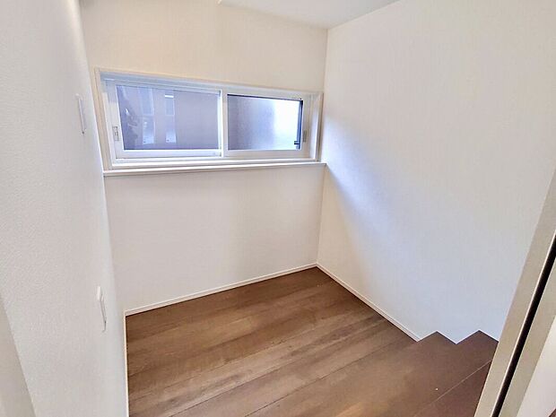 【【収納】弊社施工例】パントリー、基礎内収納、シューズクロークなど生活に嬉しい収納がたっぷり！使うものを使う場所にしまっておくことができます。