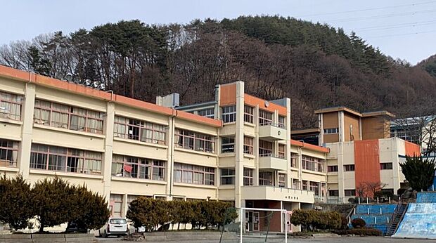 四賀小学校（約1,400m）