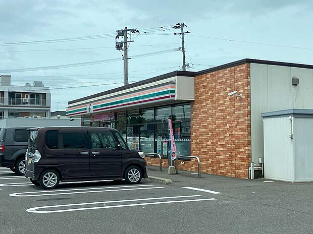 セブンイレブン大村富の原2丁目店（約320m）