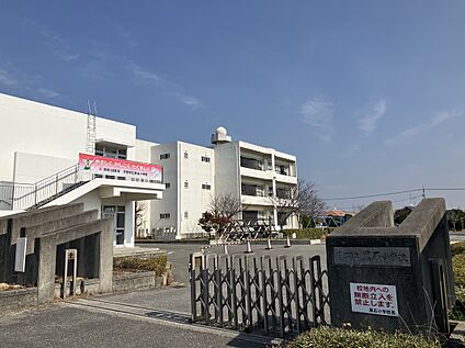 黒石小学校 約1000ｍ(徒歩約13分)