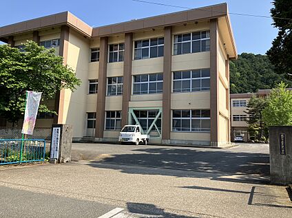 市立中筋小学校 850ｍ(徒歩11分)