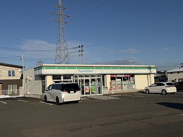 ファミリーマート北上町分西店（約220m・徒歩3分）