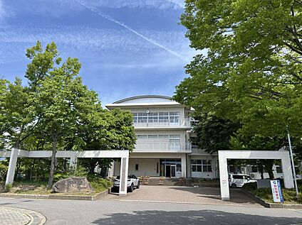 長野市立広徳中学校 約1369m(徒歩18分)