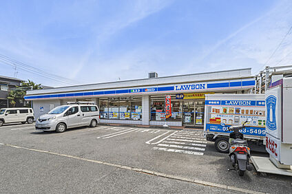 ローソン栗木一丁目店 現地から550m～570m。(徒歩7分～8分。)