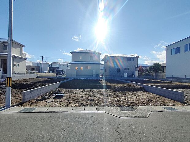 【B区画全景】落ち着いた住環境が広がる分譲地♪
建築条件やプランのご相談もお気軽にお問合せください!