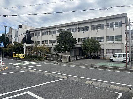 栗東市立金勝小学校 1610m(徒歩21分)