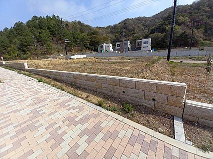 南側境界標付近からの現地外観写真（14-5号地）