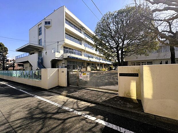 武蔵野市立第四小学校