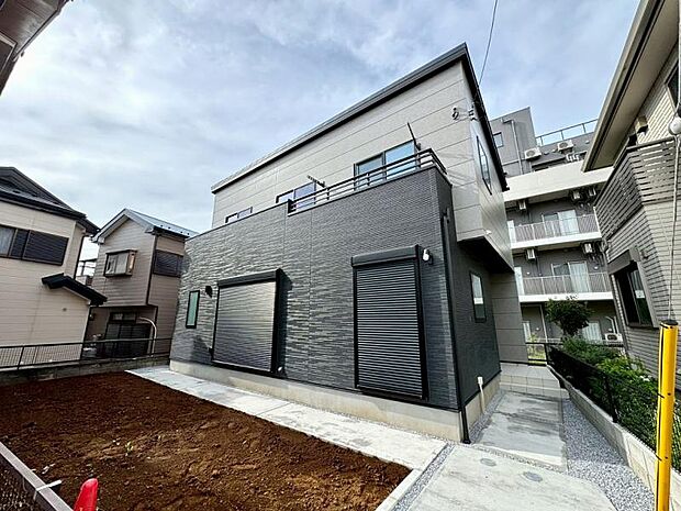 外観 庭付きなので家庭菜園が好きな人にもオススメ!