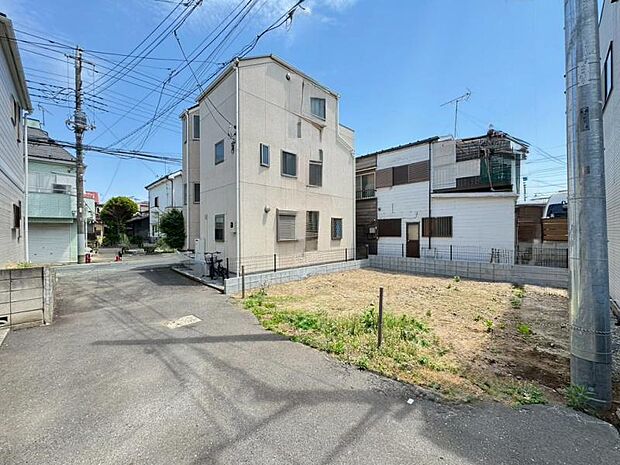 本物件は未完成のため、お近くにある同仕様の完成物件をご案内いたします。完成後の暮らしをイメージしながら、安心してご検討いただけます。どうぞお気軽にお問合せくださいませ。（2026年5月撮影）