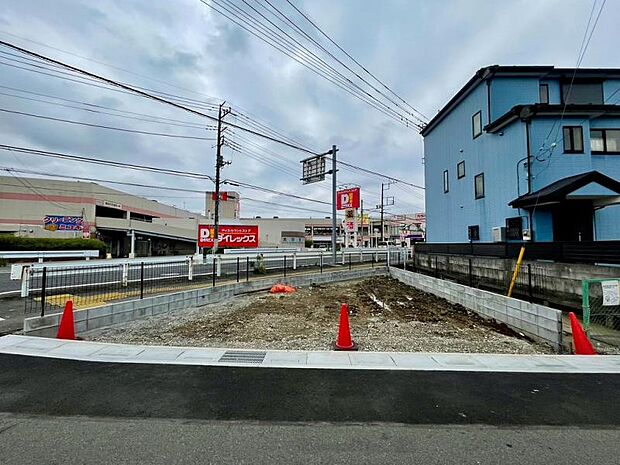 東武スカイツリーライン利用で都心へスムーズ!日比谷線・半蔵門線直通で大手町や上野方面へ快適通勤です。