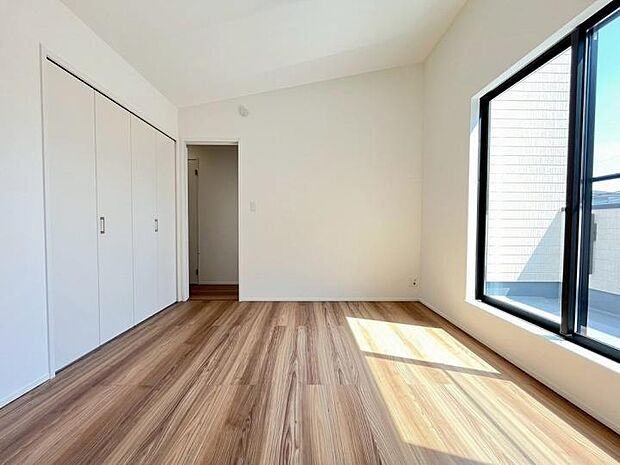 【洋室】建物内覧できるようになりましたので、お気軽にお問い合わせください。