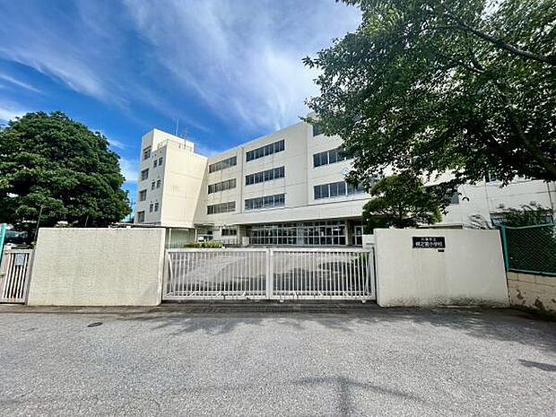八潮市立柳之宮小学校（約850m）