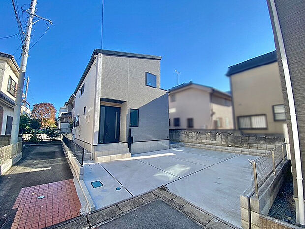 【外観】内見はもちろん、まずは資料だけでもOK!お気軽にお問い合わせください♪