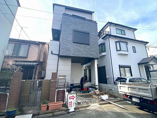 【【現地外観写真】2026年1月撮影】小中学校徒歩9分圏内♪周辺お買い物施設充実♪