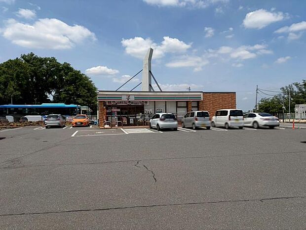 セブンイレブン新座栄1丁目店（約750m）