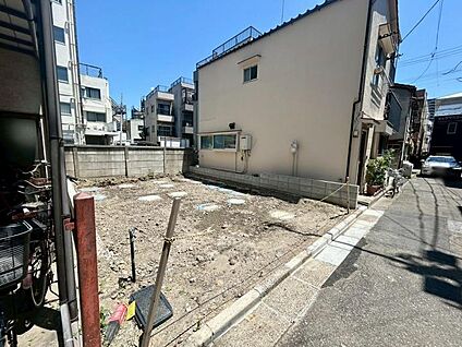 現地