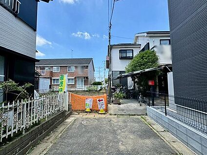 現地