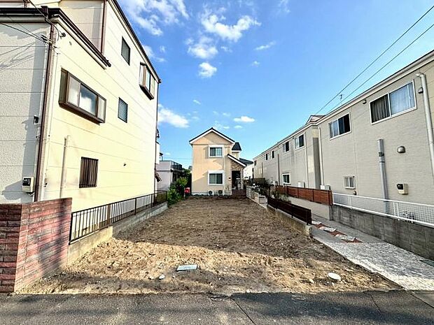 【現地】「北越谷」駅徒歩10分の好立地!毎日の通勤・通学やお買い物もスムーズで便利な住環境です。