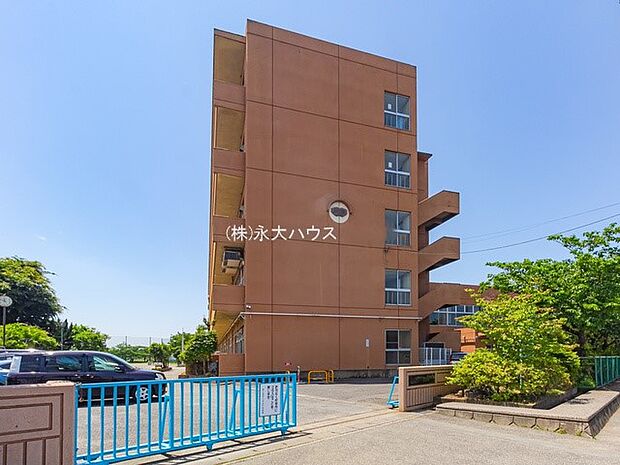 富士見市立水谷中学校(約650m)