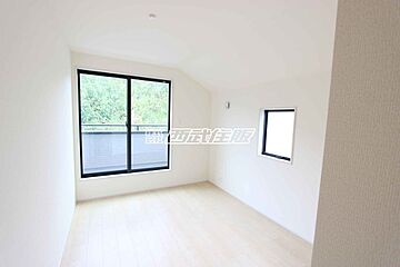 JR青梅線「河辺」駅 バス乗車15分、万場坂バス停下車 徒歩6分 その他