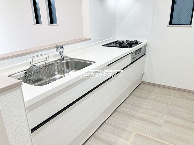 【システムキッチン】機能とデザインが調和した理想のキッチン