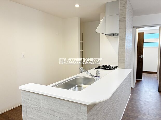 【キッチン】【対面キッチン】開放感のある素敵な対面キッチンです。