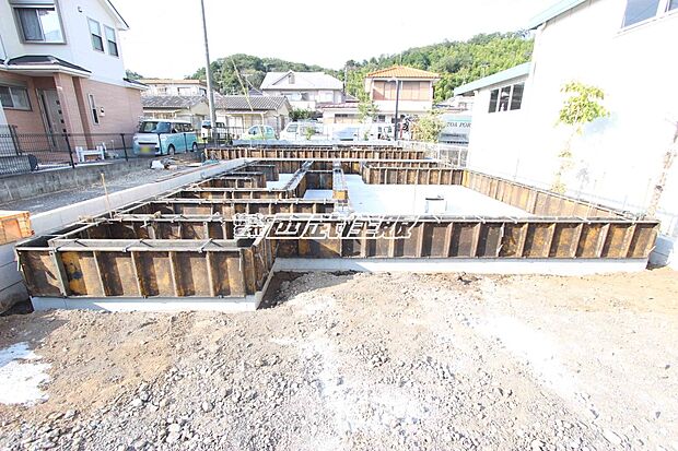 【現地外観写真】【販売現地】1号棟 完成が楽しみですね!2025年9月26日撮影