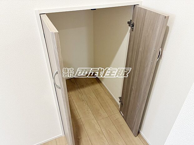 【リビング】【リビング】リビング収納で日々の暮らしをスッキリ整理