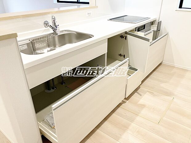 【非公開】【システムキッチン】機能とデザインが調和した理想のキッチン