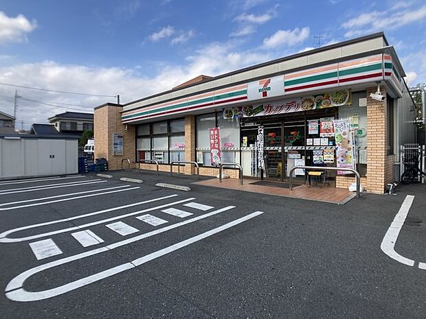セブン-イレブン 福生加美平3丁目店(約320m・徒歩4分)