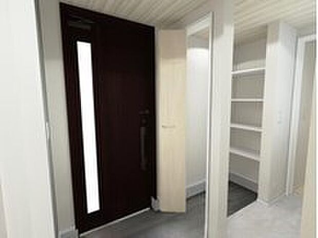 【【玄関】】シューズインクローゼットがついて収納力のある玄関スペースです。