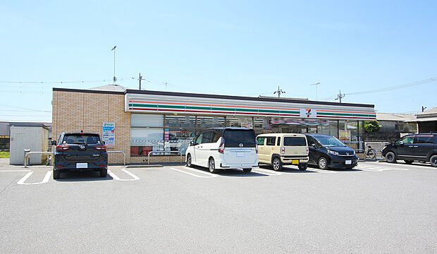 セブンイレブン小山横倉新田店