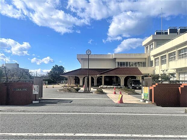 市立長浜北小学校（約780m・徒歩10分）