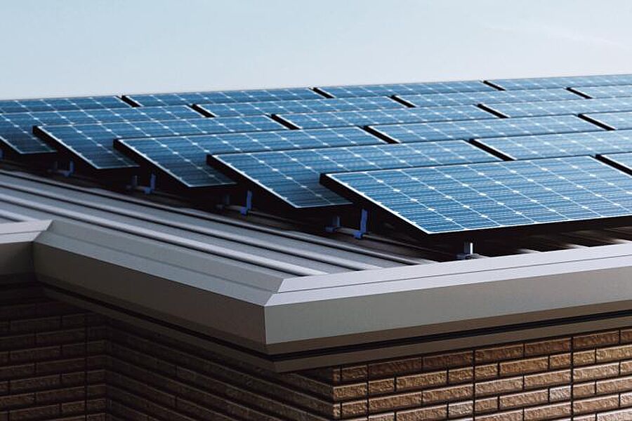 屋根一面に設置したソーラーがたっぷり発電。
