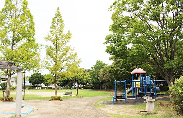 桃の木台東公園（約310m・徒歩3分）