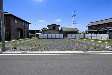 ＜2号地＞敷地を有効活用しやすい整形地。住まいのプランニングがしやすく、建物・駐車スペース・お庭をバランスよく配置できる魅力があります。撮影/2026.4撮影※明るさ補正済 