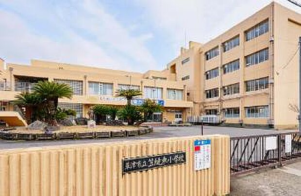 マックスバリュ駒井沢（約630m・徒歩8分）