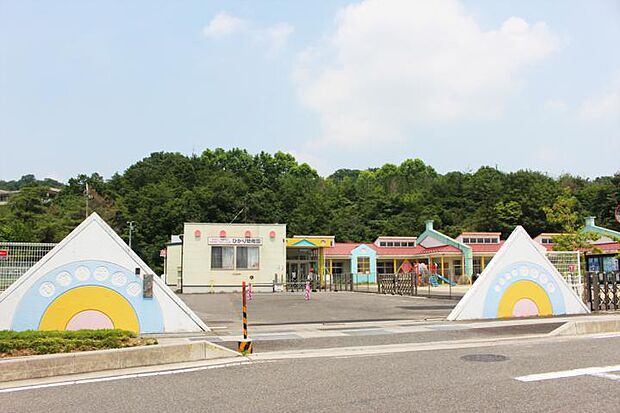 認定こども園ひかり幼稚園(約700m)
