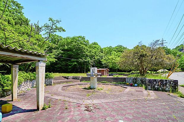 【平野公園】平野公園 徒歩6分(410m)(2022年4月撮影)