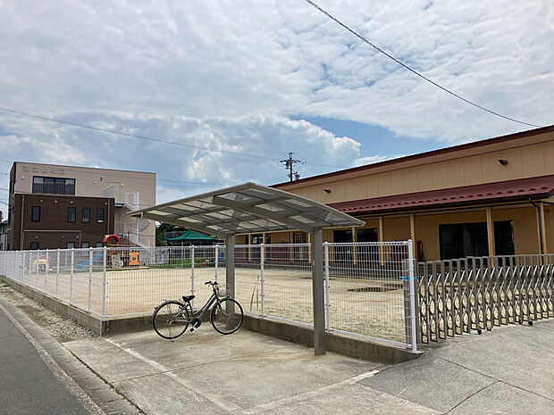 諏訪幼稚園（約2,400m）