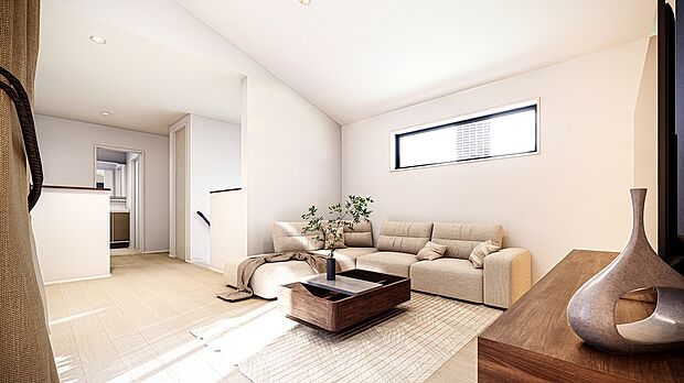 【勾配天井が広がりを演出する、家族が自然と集う心地よいLDK】【2号棟】上部の勾配天井が生み出す開放的な広がりが、空間に心地よさをプラス。自然と家族が集まり、ゆったりとくつろげる、穏やかな時間が流れるLDKです。