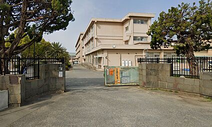 加古川市立尾上小学校 約1700m(徒歩約22分)