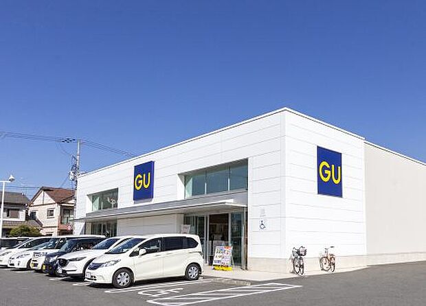 ジーユー加古川平岡店