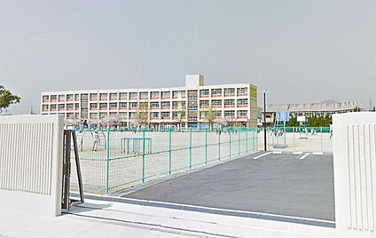 加古川市立東神吉南小学校 約1300m～1350m(徒歩約17分)