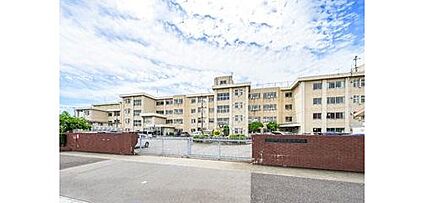 前橋市立箱田中学校 1320ｍ(徒歩17分)