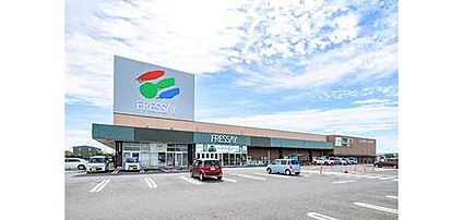 フレッセイ大利根店 750ｍ(徒歩10分)